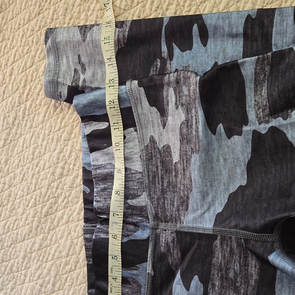 Terez Blue Camo Leggings - Picture 3 of 7